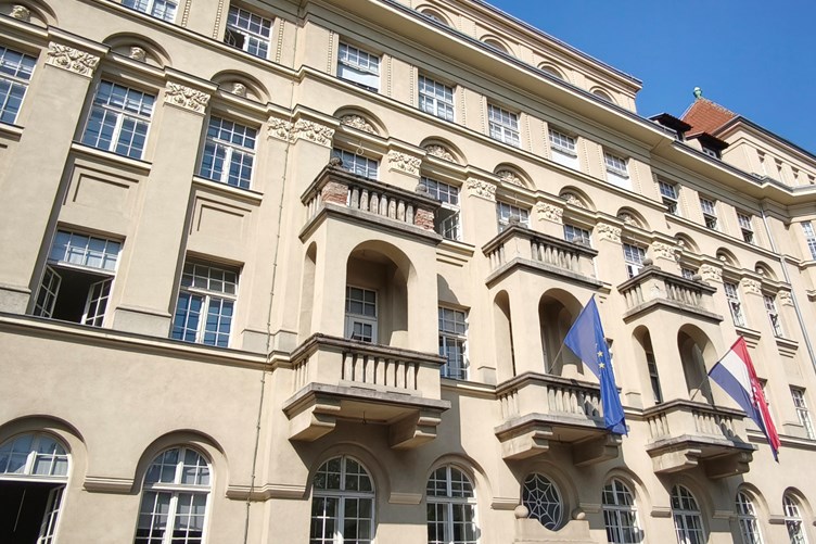 MINISTARSTVO KULTURE OTVORENO FINANCIRA FESTIVAL LJEVICE